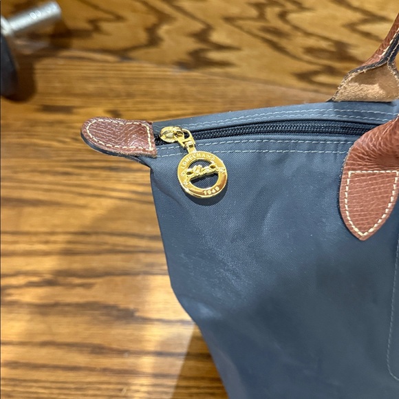 Longchamp Le Pliage Navy Tote - Picture 5 of 16